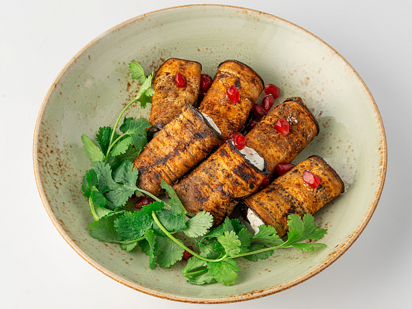 Рулетики из баклажанов